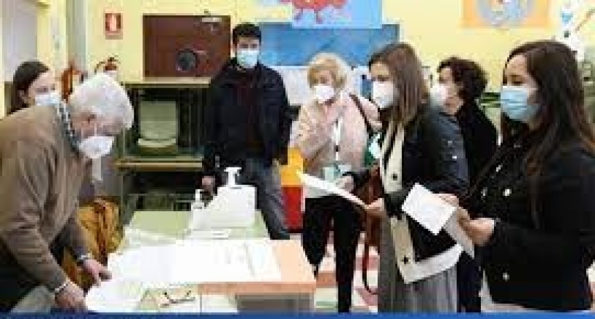 ARGENTINA. ARRANCARON LAS ELECCIONES PASO